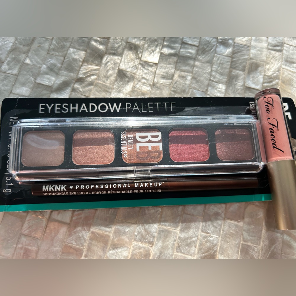 Eyeshadow Palette - Shimmering Pink and Brown